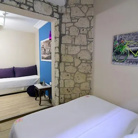 Mia Bella Hotel *