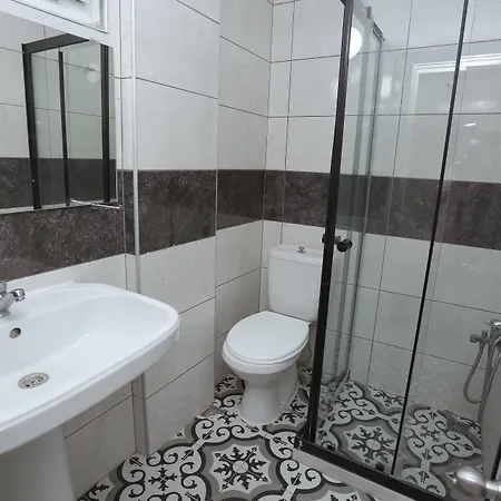 Mia Bella Hotel *